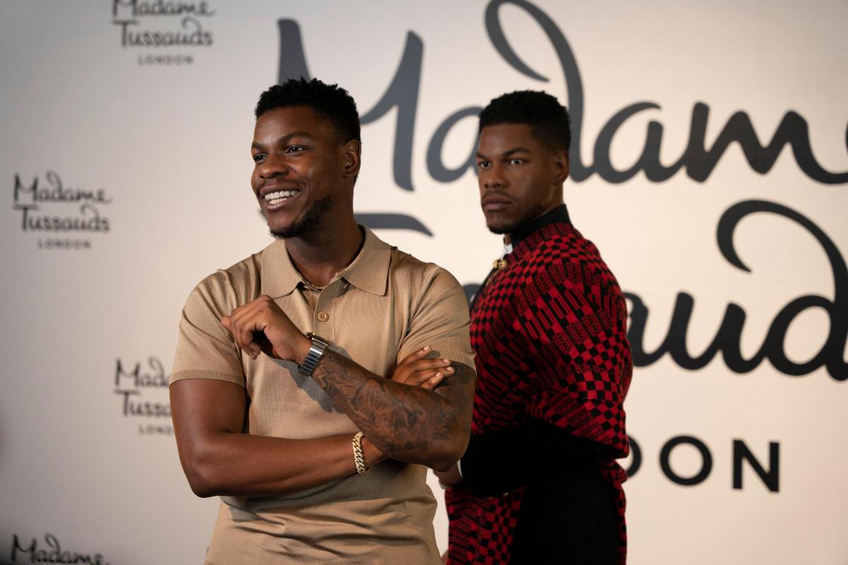 john Boyega Unveils Waxwork At Madame Tussauds In London Central Fife Times