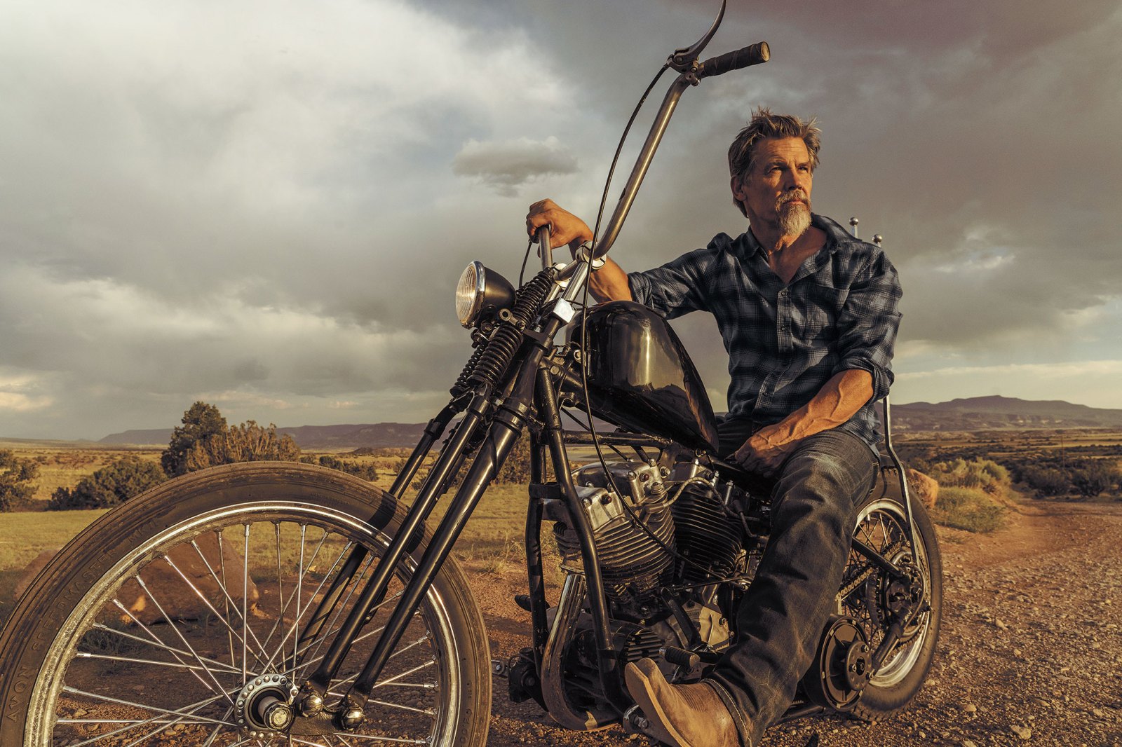 the Enduring Cool Of Josh Brolin Mens Journal Septoct 2021 Feature