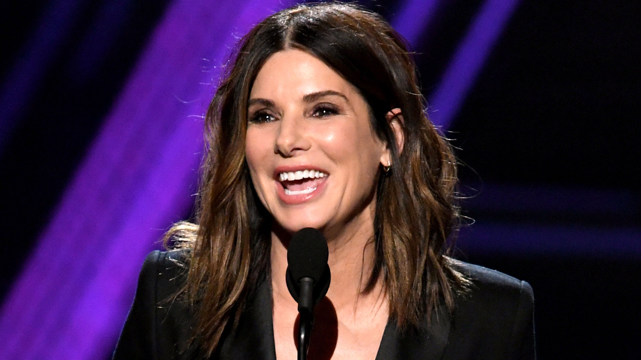 sandra Bullock Got A Lob Haircut For The Espys — See Photos Allure