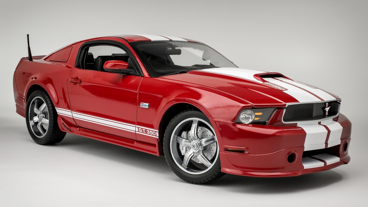 Ford Mustang Shelby gt350 красный