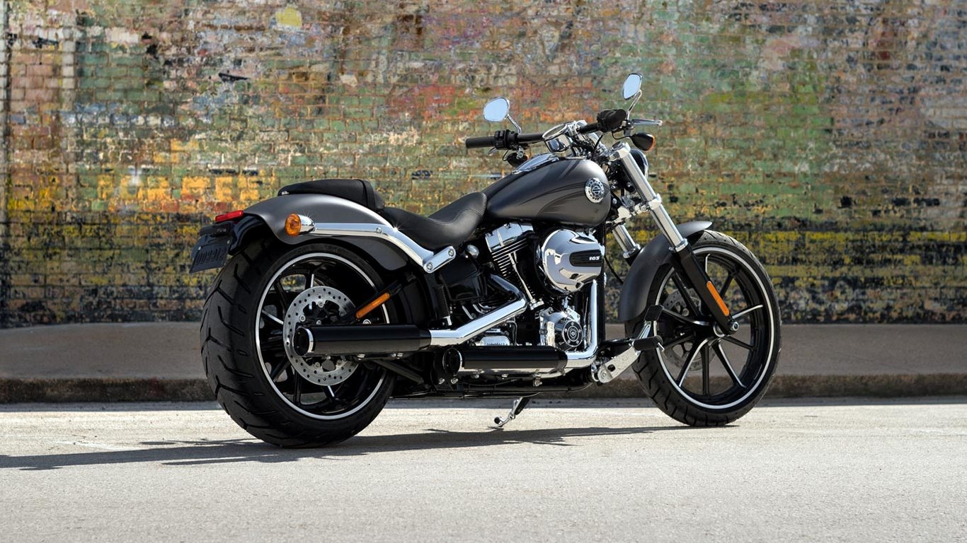 Harley Davidson Breakout