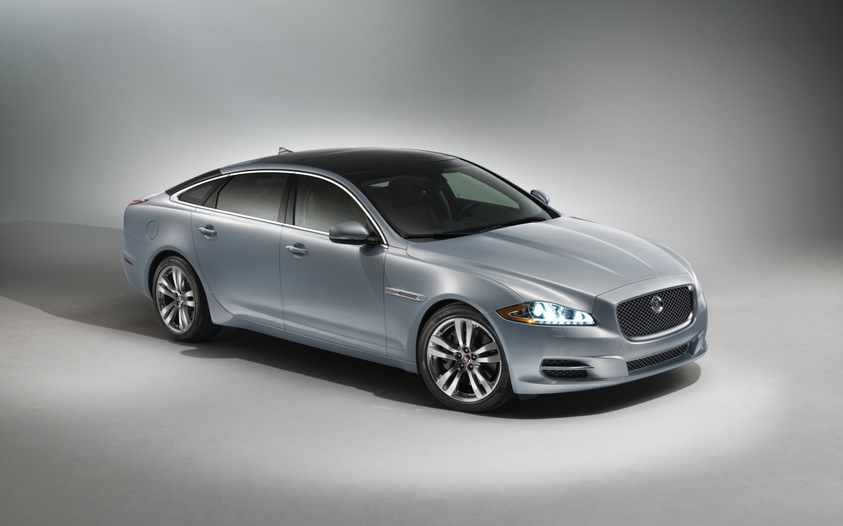 Jaguar xj 2014