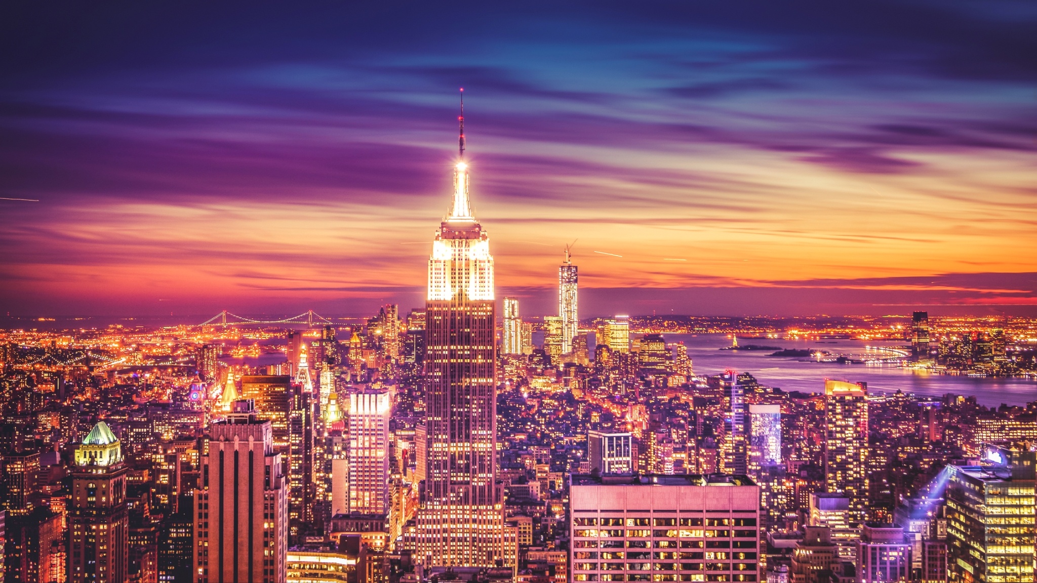 New York City Skyline At Sunset Dusk Wallpapers - 2048x1152 - 930516