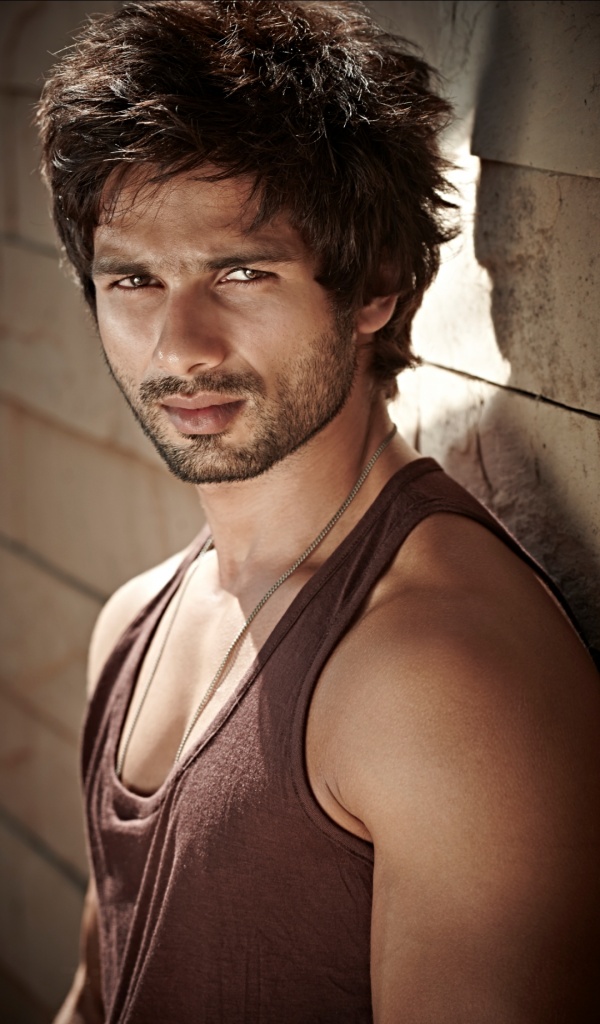 Shahid Kapoor Hairstyle Wallpapers - 600x1024 - 187569