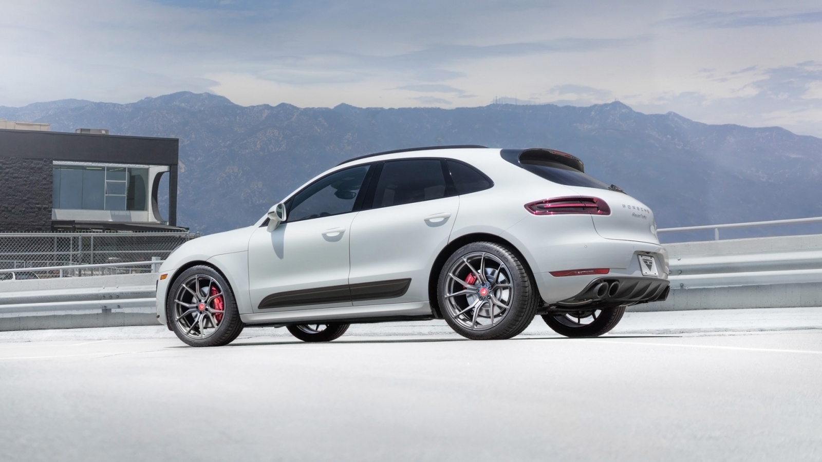 Porsche Macan Р±РµР»С‹Р№