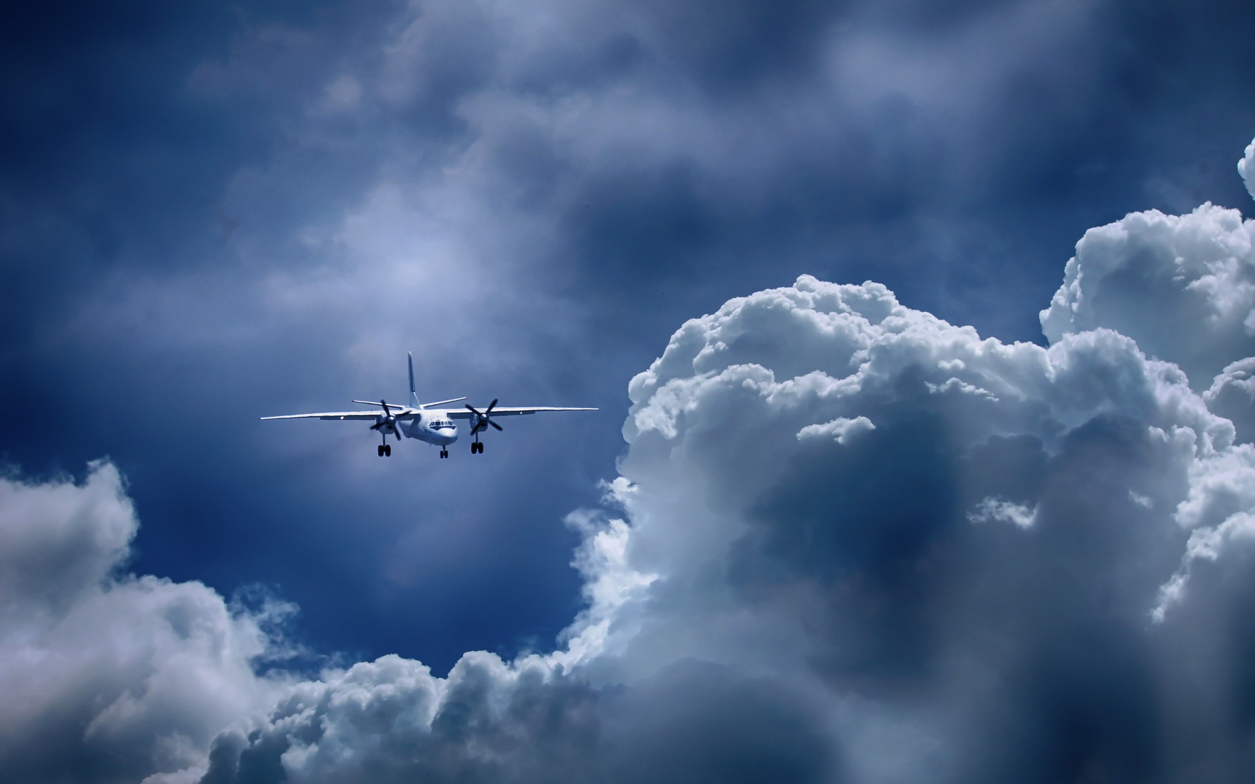 Aircraft In Sky Cloud Wallpapers - 2560x1600 - 341965