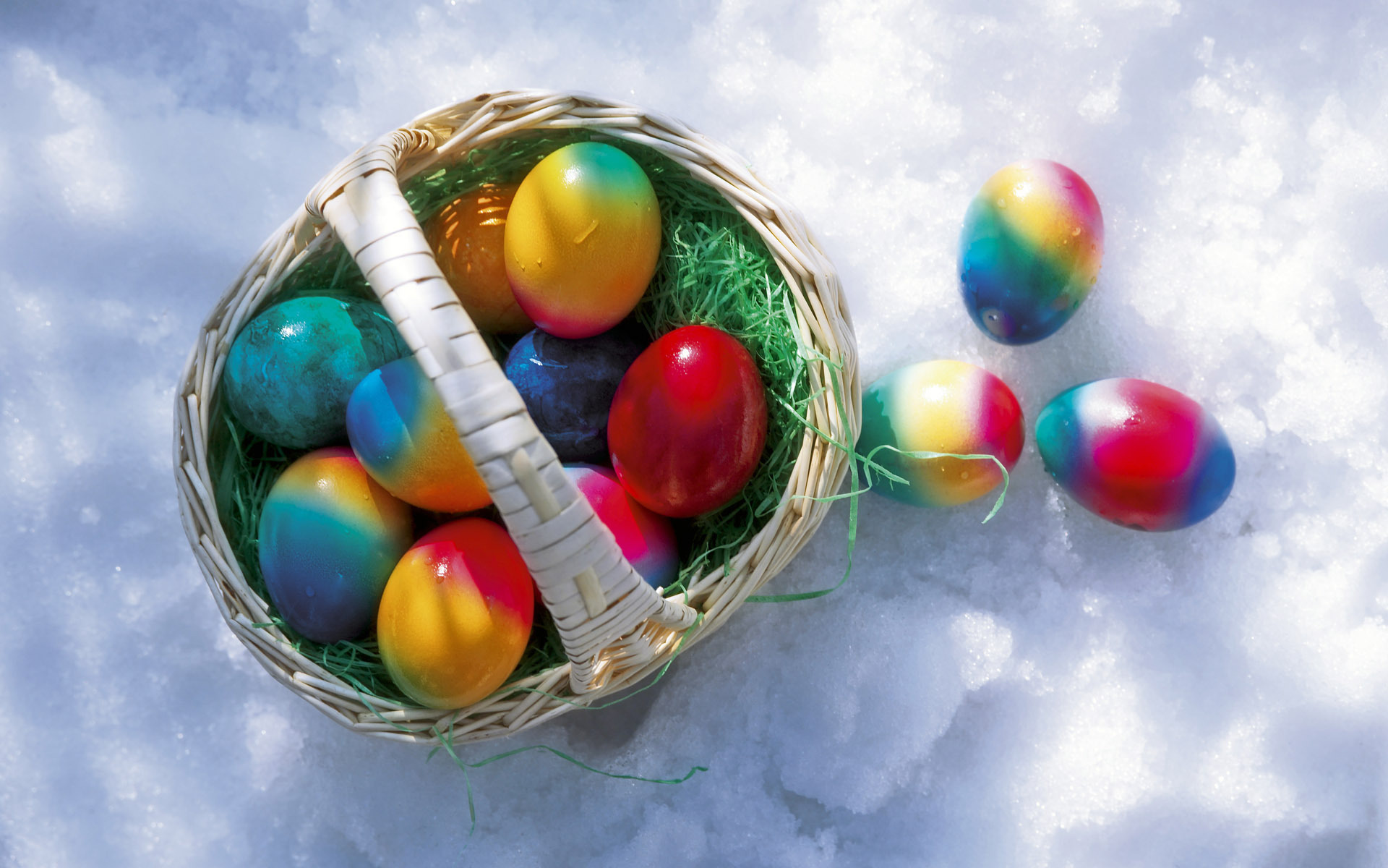 Basket Of Easter Eggs On Snow Wallpapers - 1920x1200 - 368146