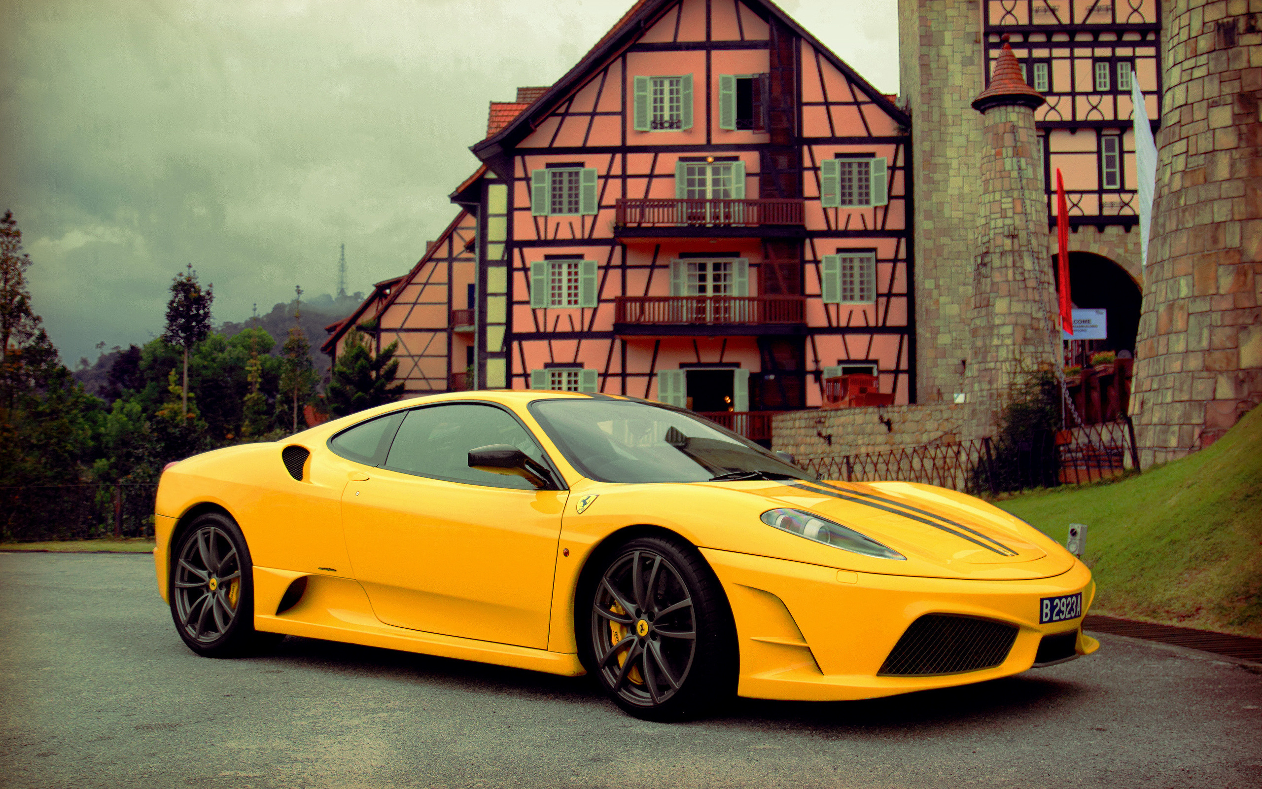 458 italia yellow